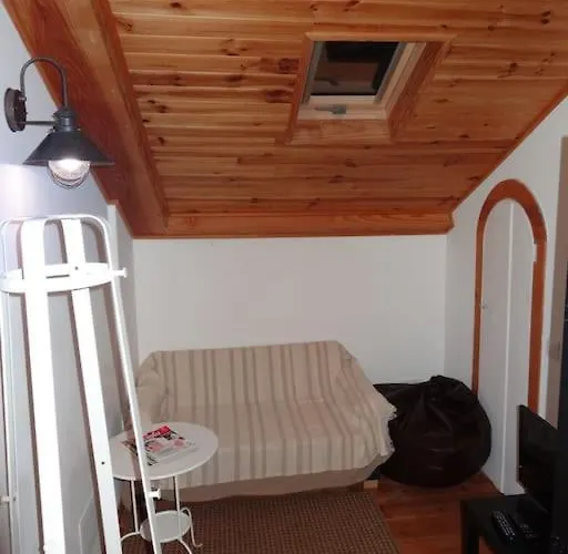Charm And Fantastic View In A Fully Equipped In Center Appartamento