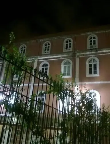 Charm And Fantastic View In A Fully Equipped In Center Lisboa